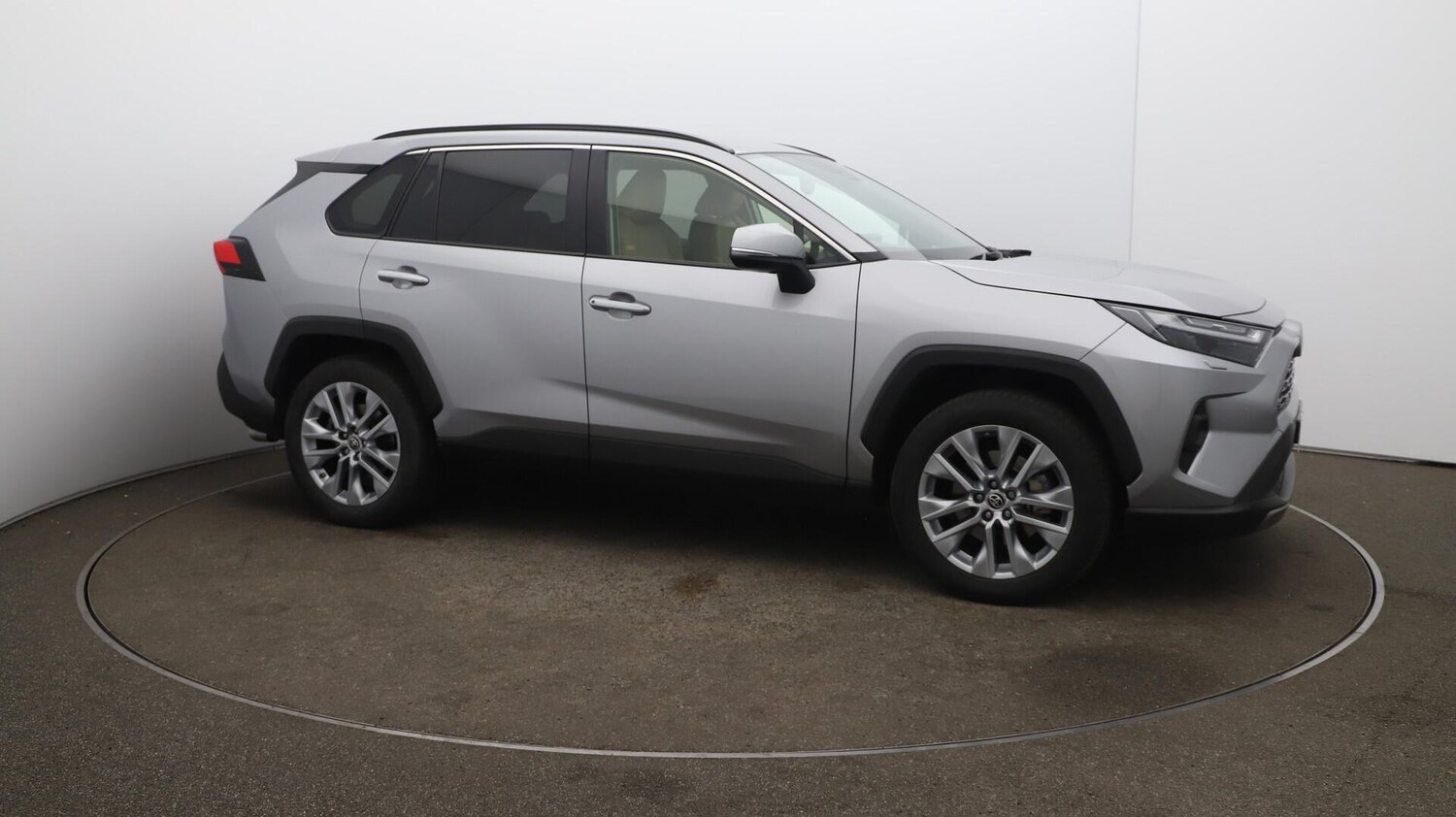 Used Toyota RAV4 2022 for sale - 76084906: Photo 46