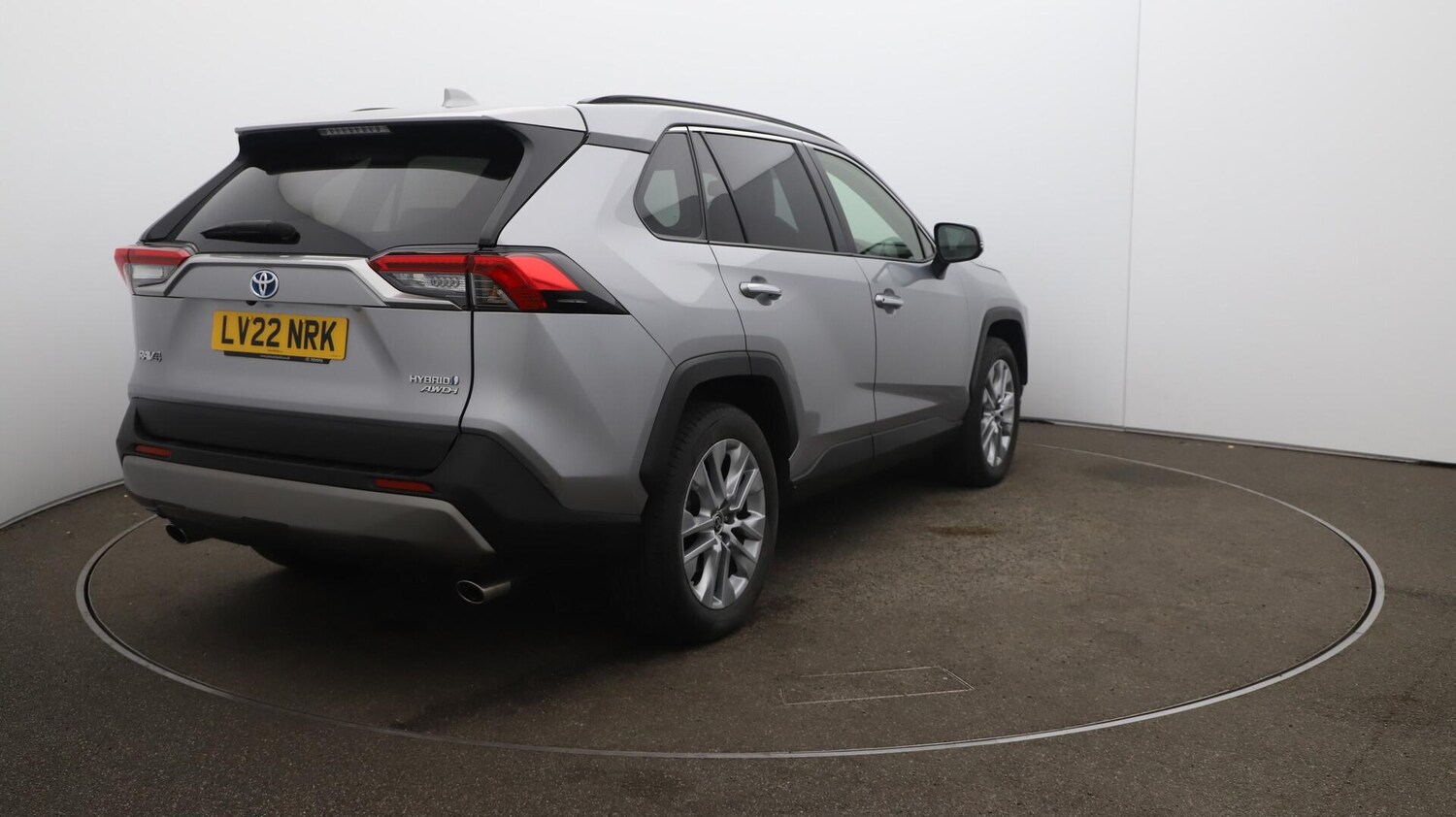 Used Toyota RAV4 2022 for sale - 76084906: Photo 55