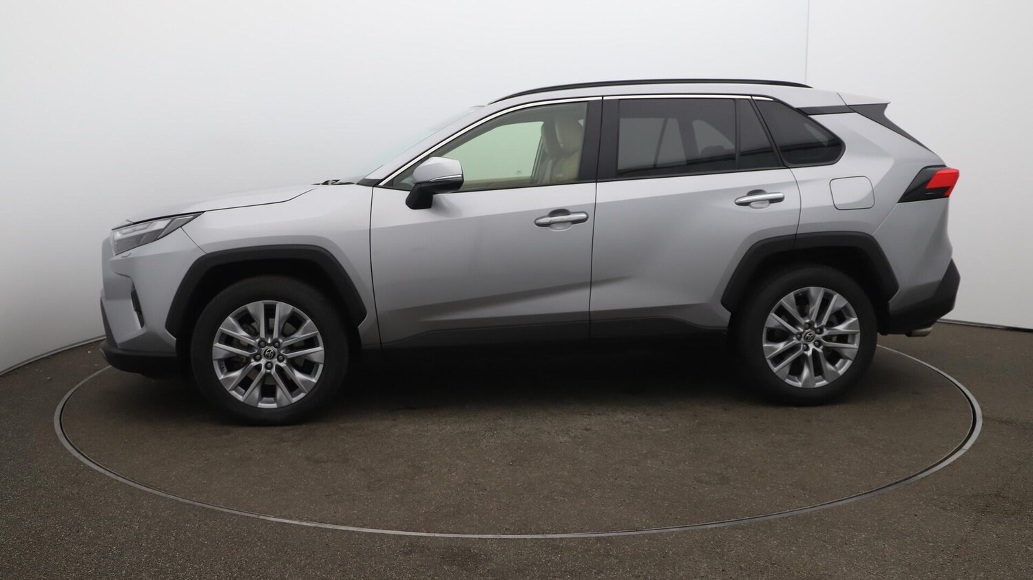 Used Toyota RAV4 2022 for sale - 76084906: Photo 65