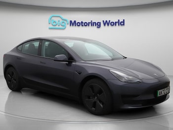 Tesla - Model 3