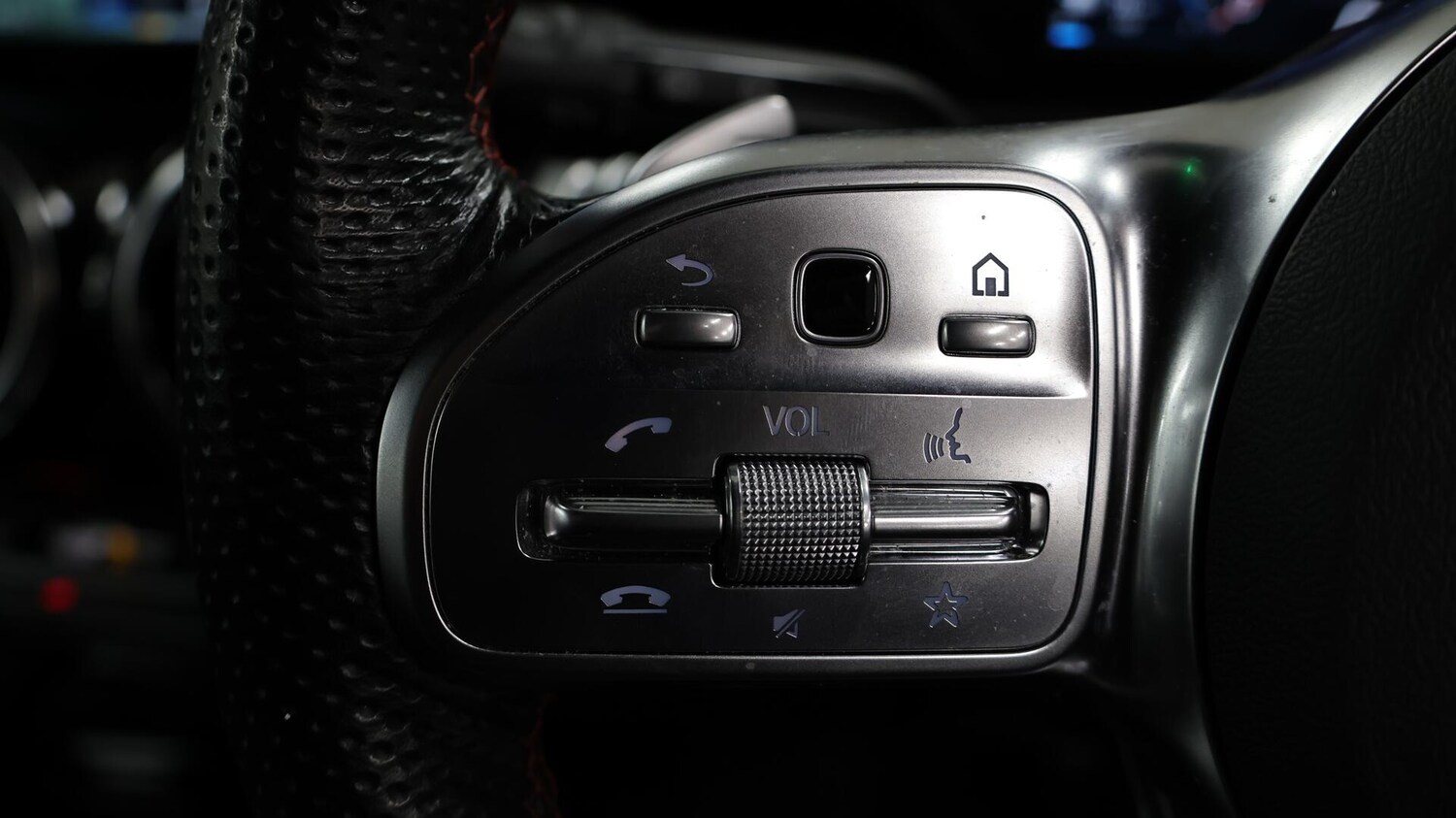 Used Mercedes-Benz GLB 2022 for sale - 76620501: Photo 25