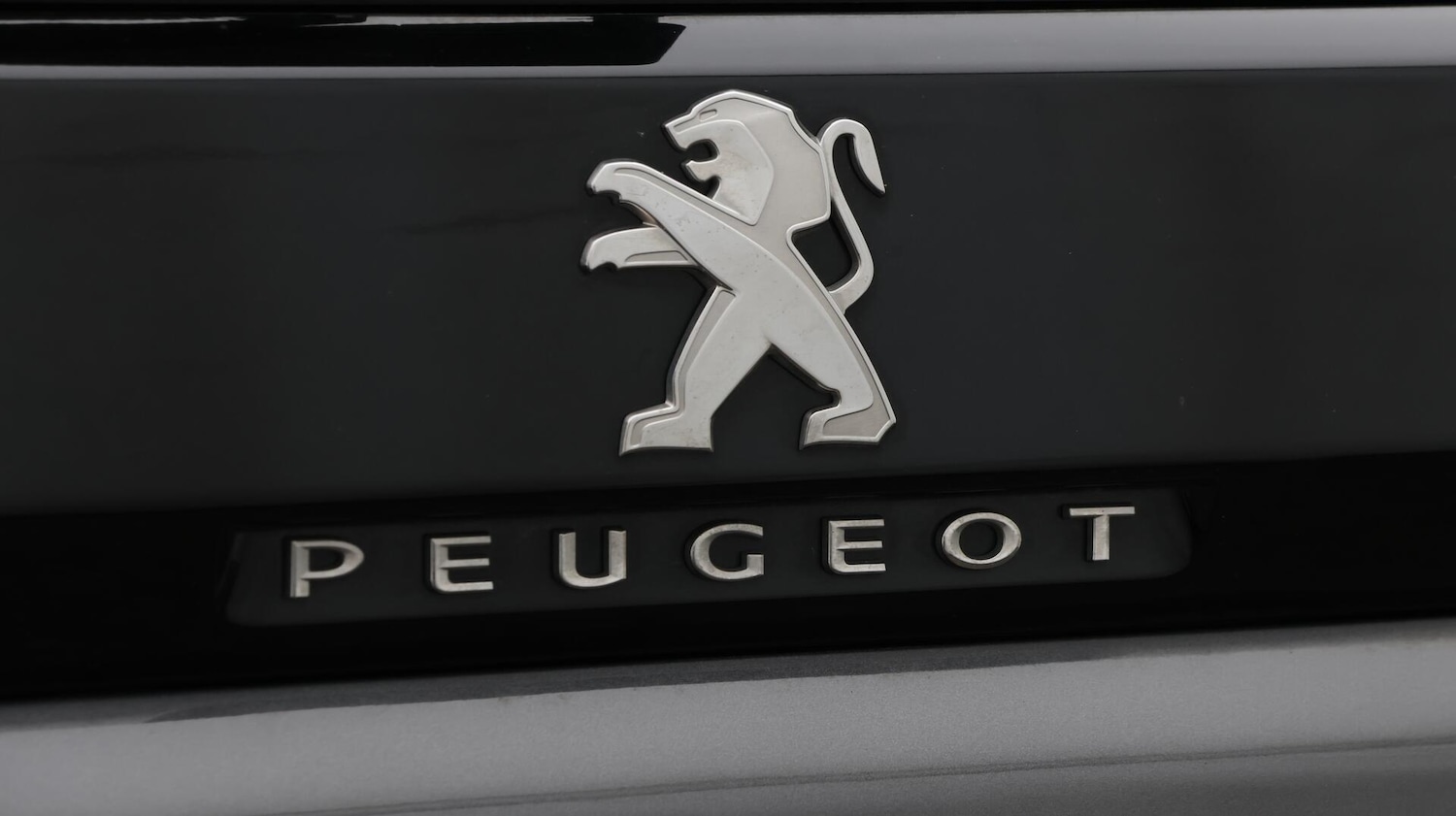 Used Peugeot 5008 2022 for sale - 76573130: Photo 25