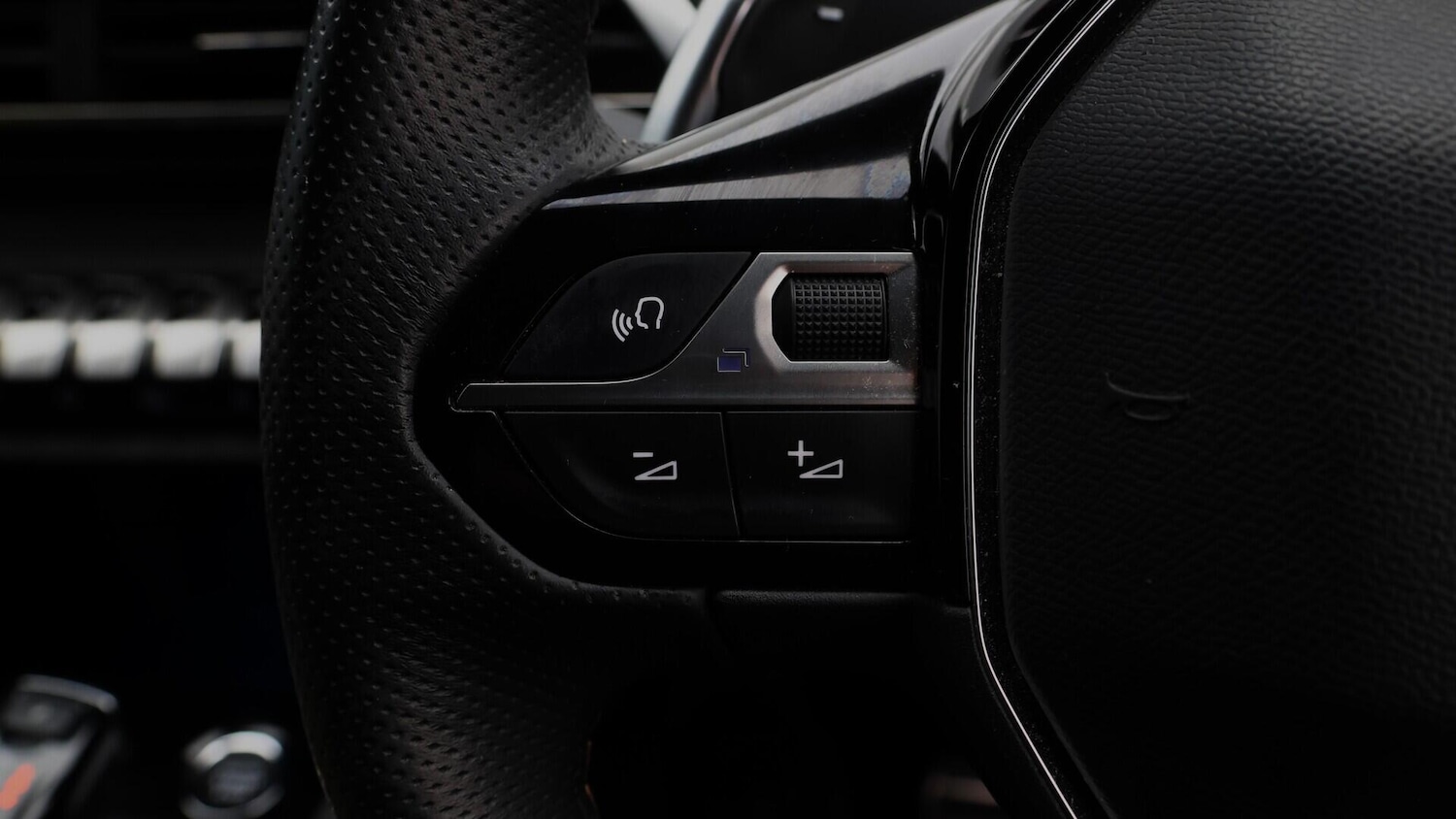 Used Peugeot 5008 2022 for sale - 76573130: Photo 28