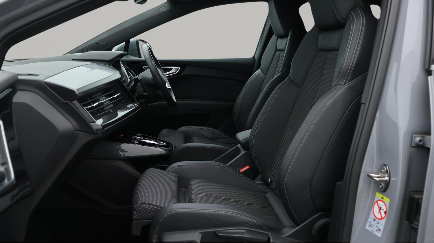 Used Audi Q4 e-tron 2022 for sale - 76499308: Photo 15