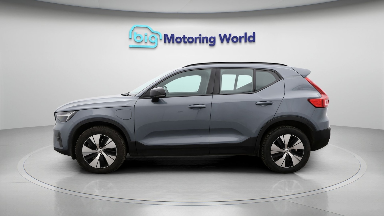 Used Volvo XC40 2023 for sale - 77245382: Photo 4
