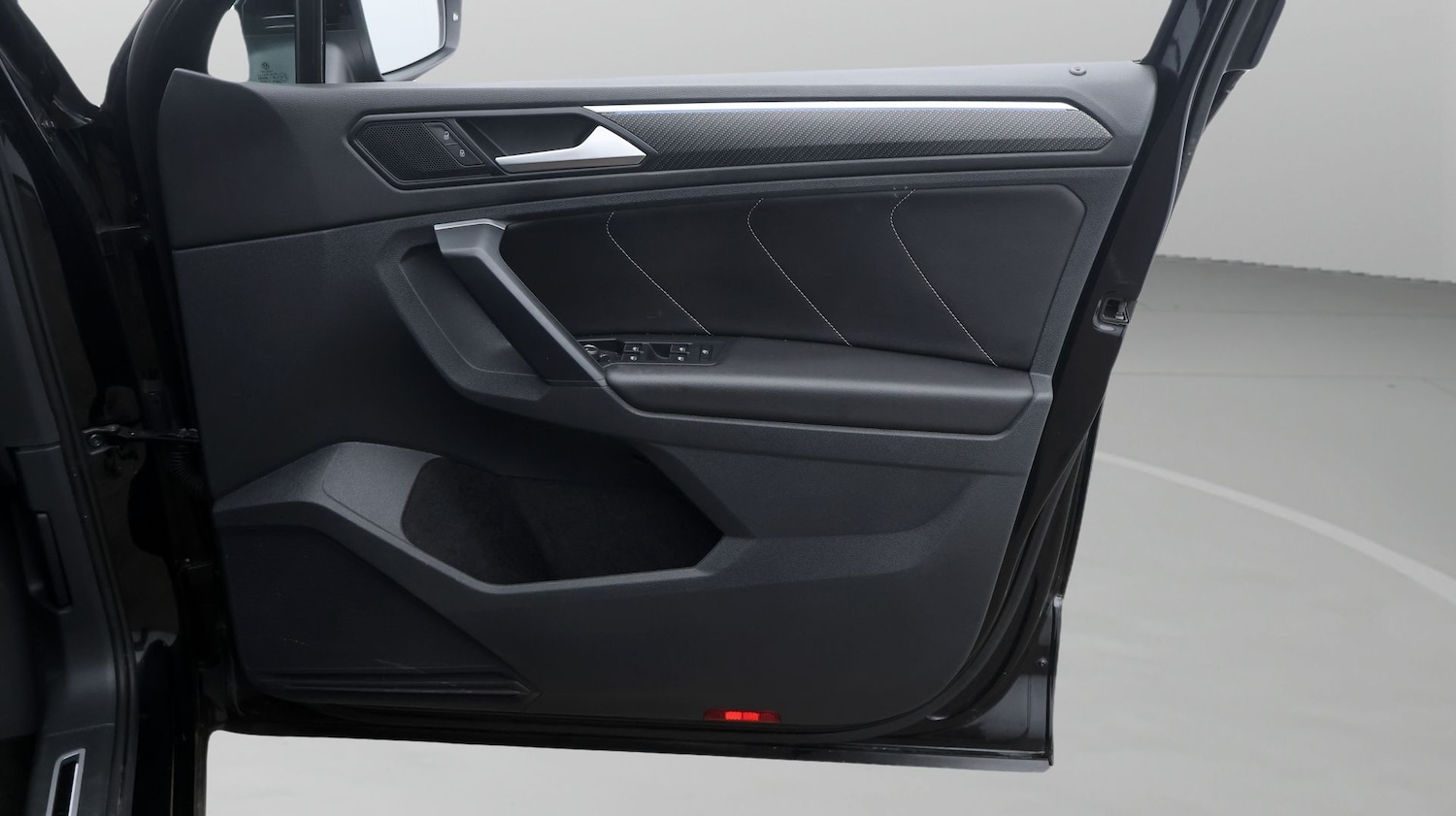 Used Volkswagen Tiguan 2023 for sale - 77622282: Photo 15