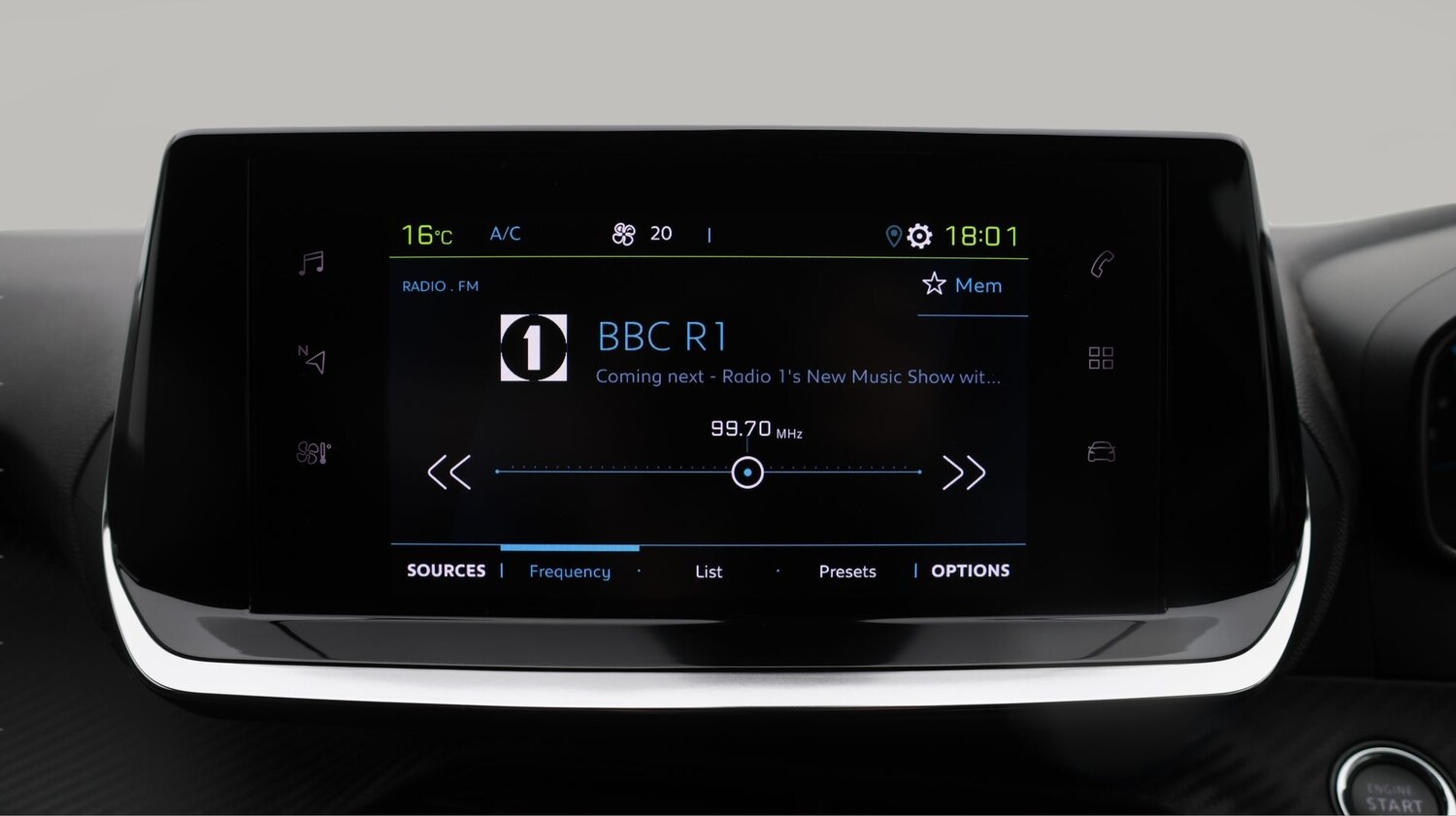 Used Peugeot 2008 2022 for sale - 77501990: Photo 11