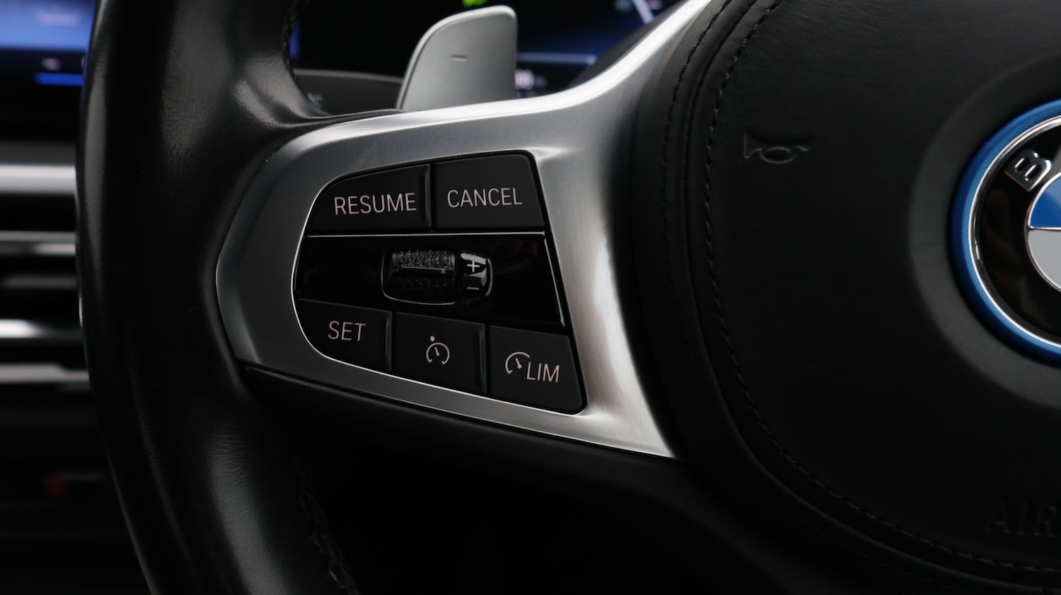 Used BMW 3 Series 2023 for sale - 77536369: Photo 25