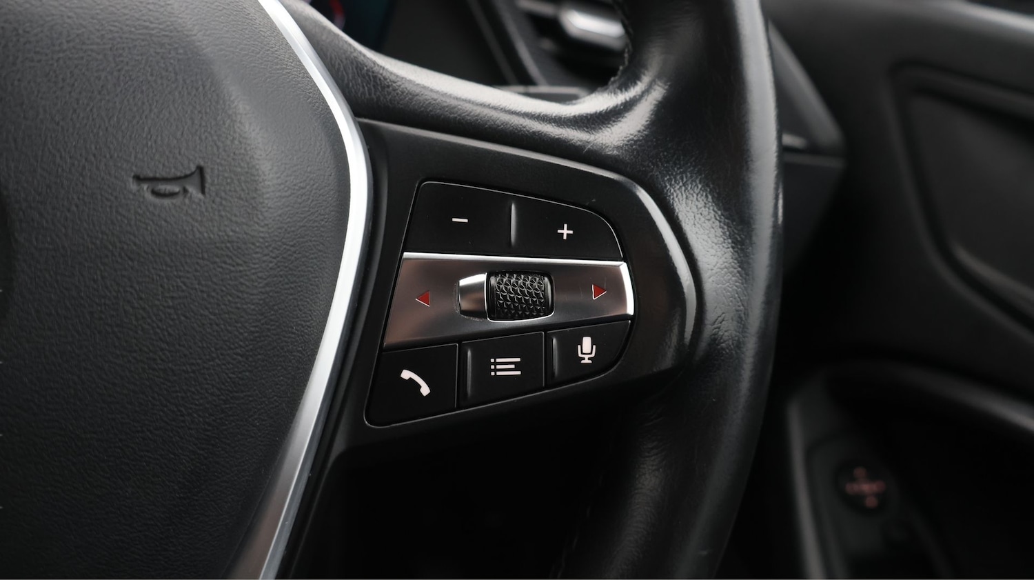 Used BMW 1 Series 2023 for sale - 77833331: Photo 21