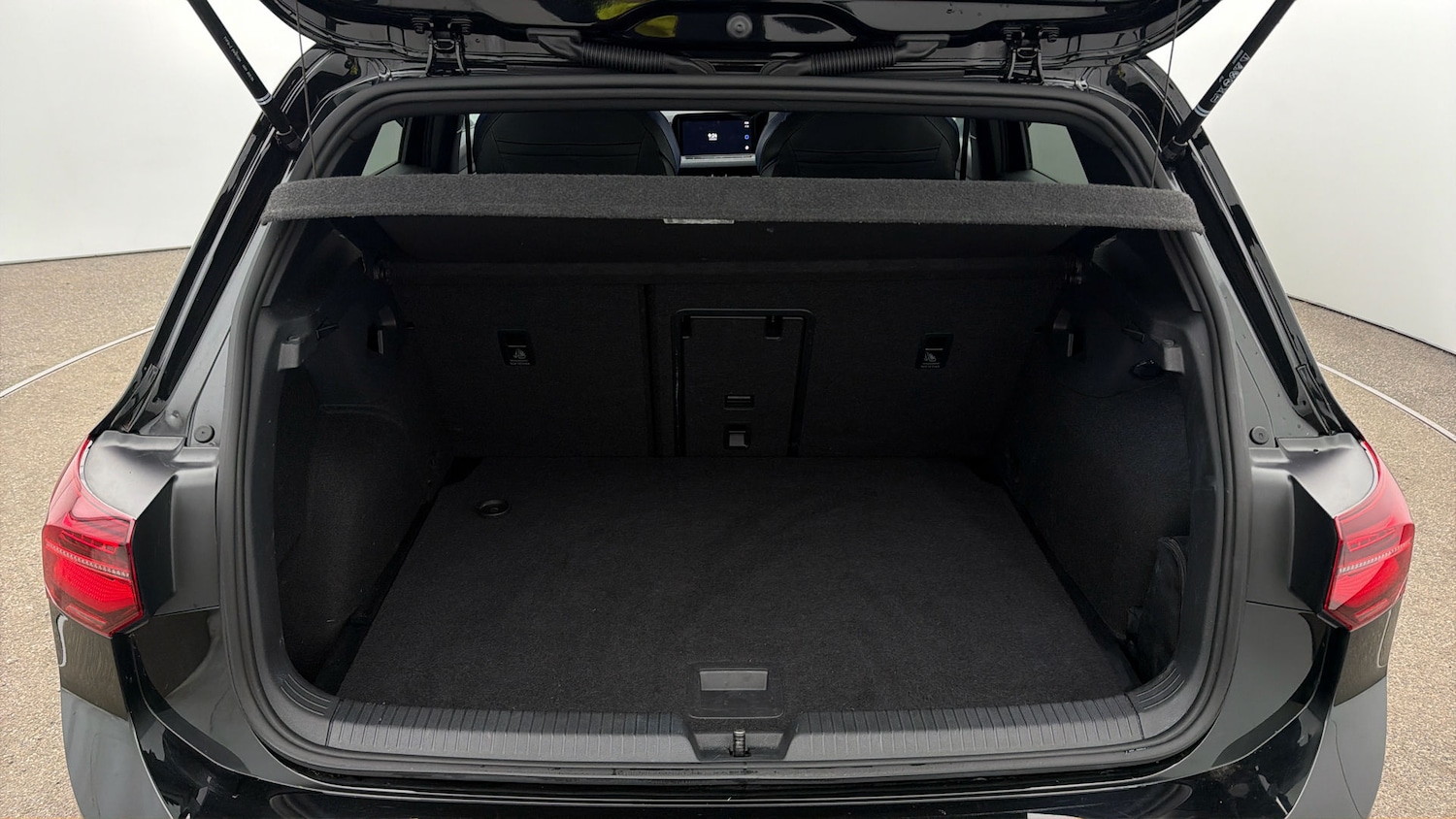 Used Volkswagen Golf 2024 for sale - 78013759: Photo 16