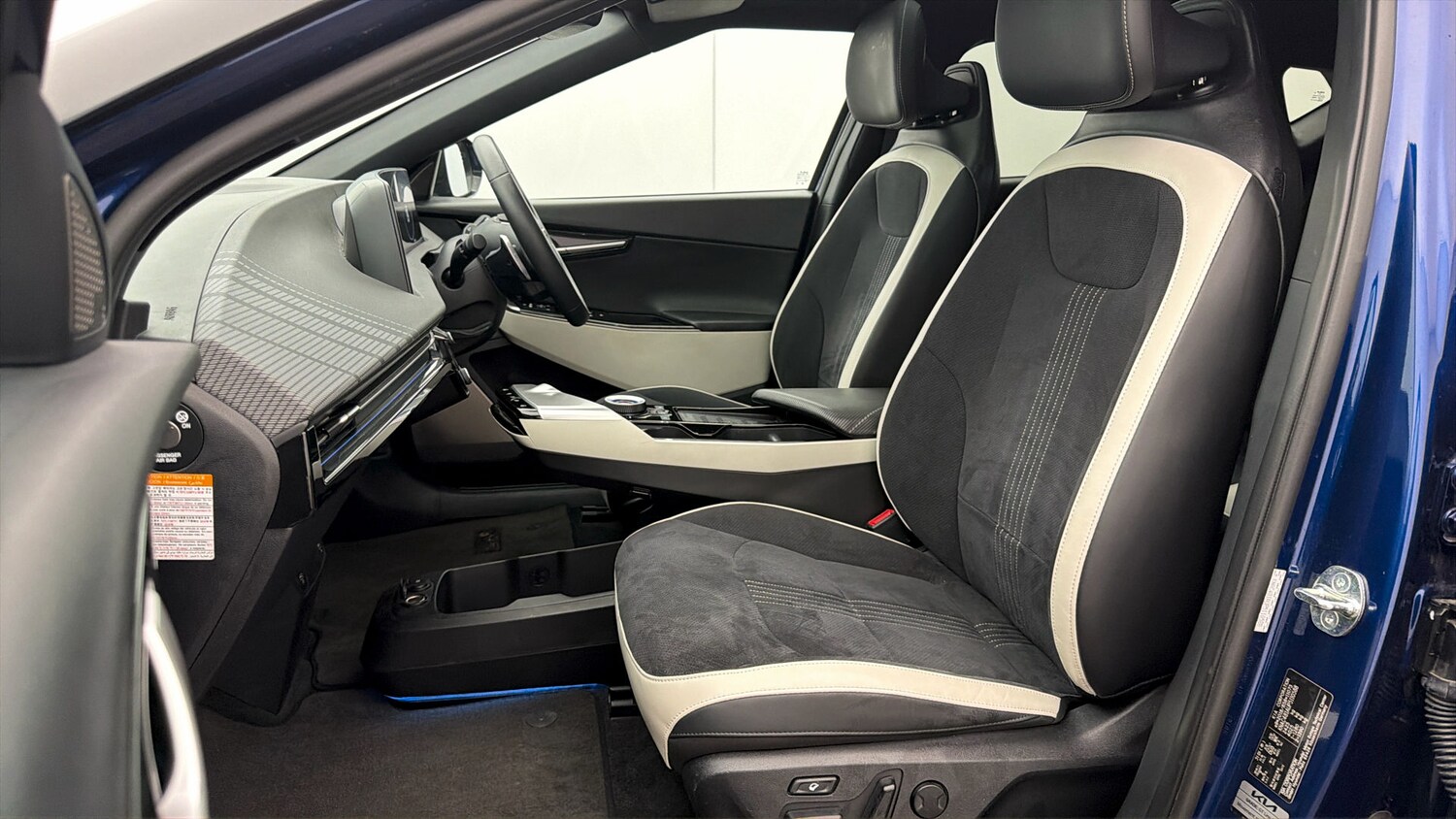 Used Kia EV6 2023 for sale - 78011865: Photo 13