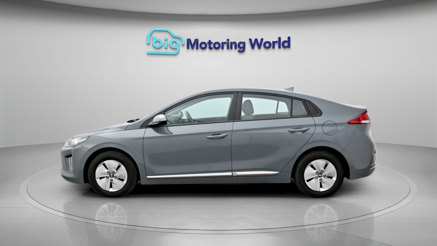 Used Hyundai IONIQ 2023 for sale - 77997755: Photo 4