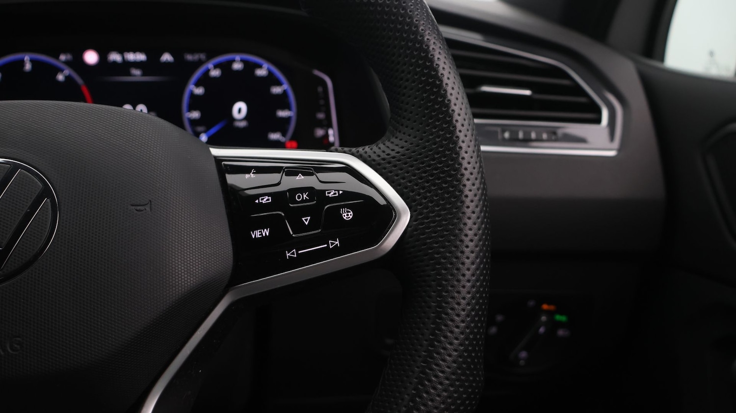 Used Volkswagen Tiguan 2020 for sale - 77541264: Photo 23