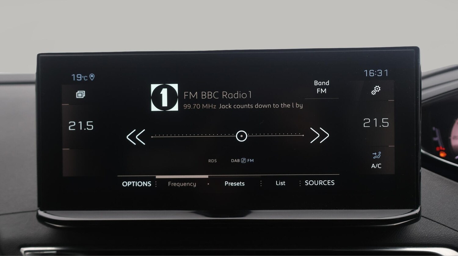 Used Peugeot 3008 2021 for sale - 76260031: Photo 12