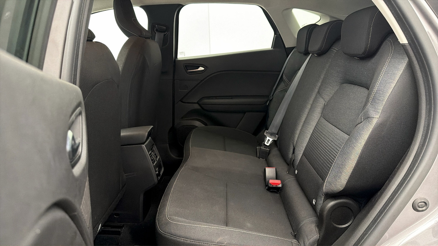 Used Renault Captur 2020 for sale - 77947225: Photo 15