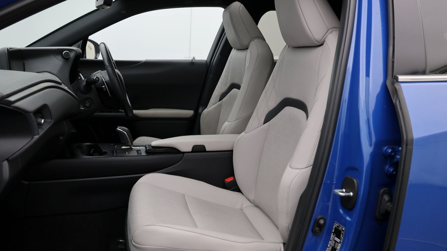 Used Lexus UX 2023 for sale - 77403806: Photo 14