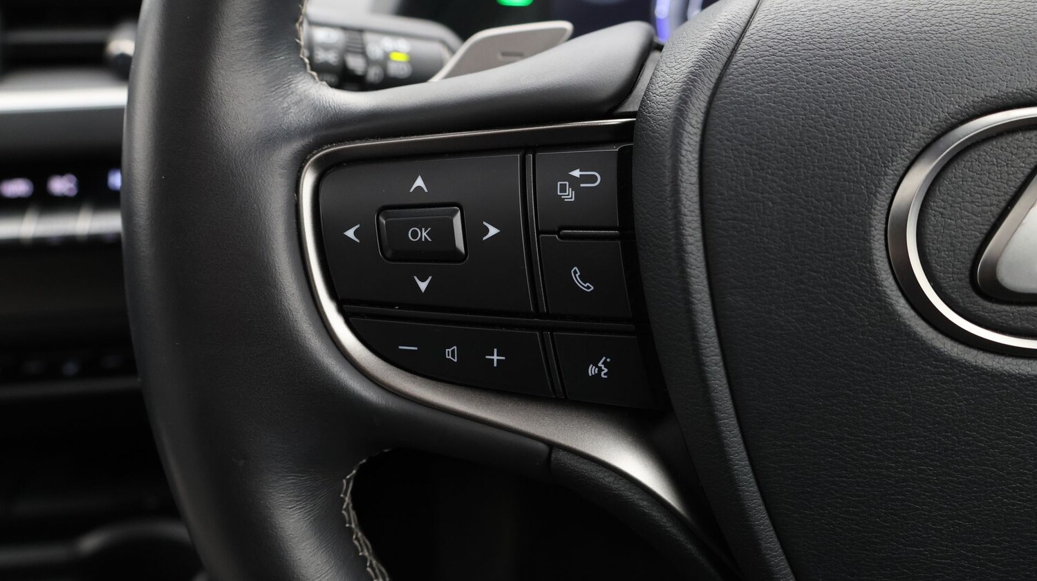 Used Lexus UX 2023 for sale - 77403806: Photo 23