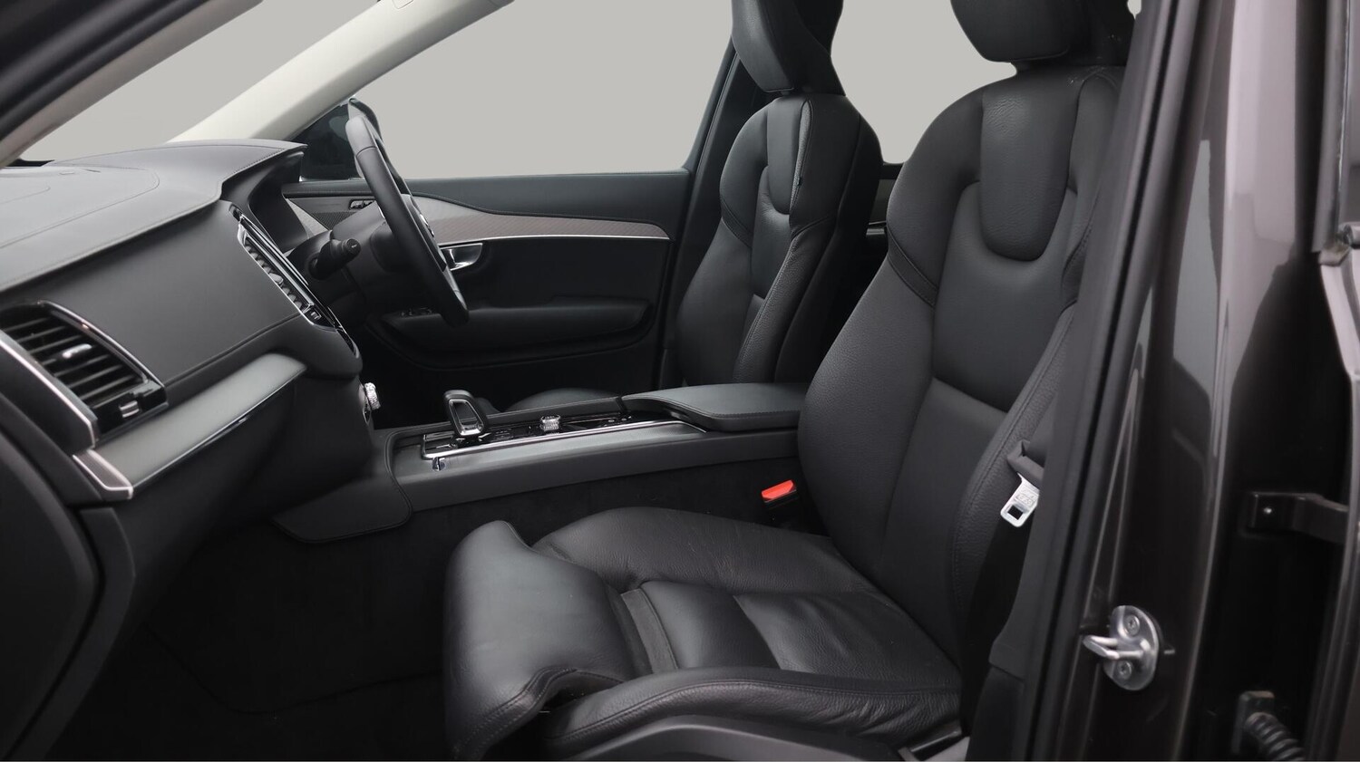 Used Volvo XC90 2023 for sale - 76485835: Photo 15