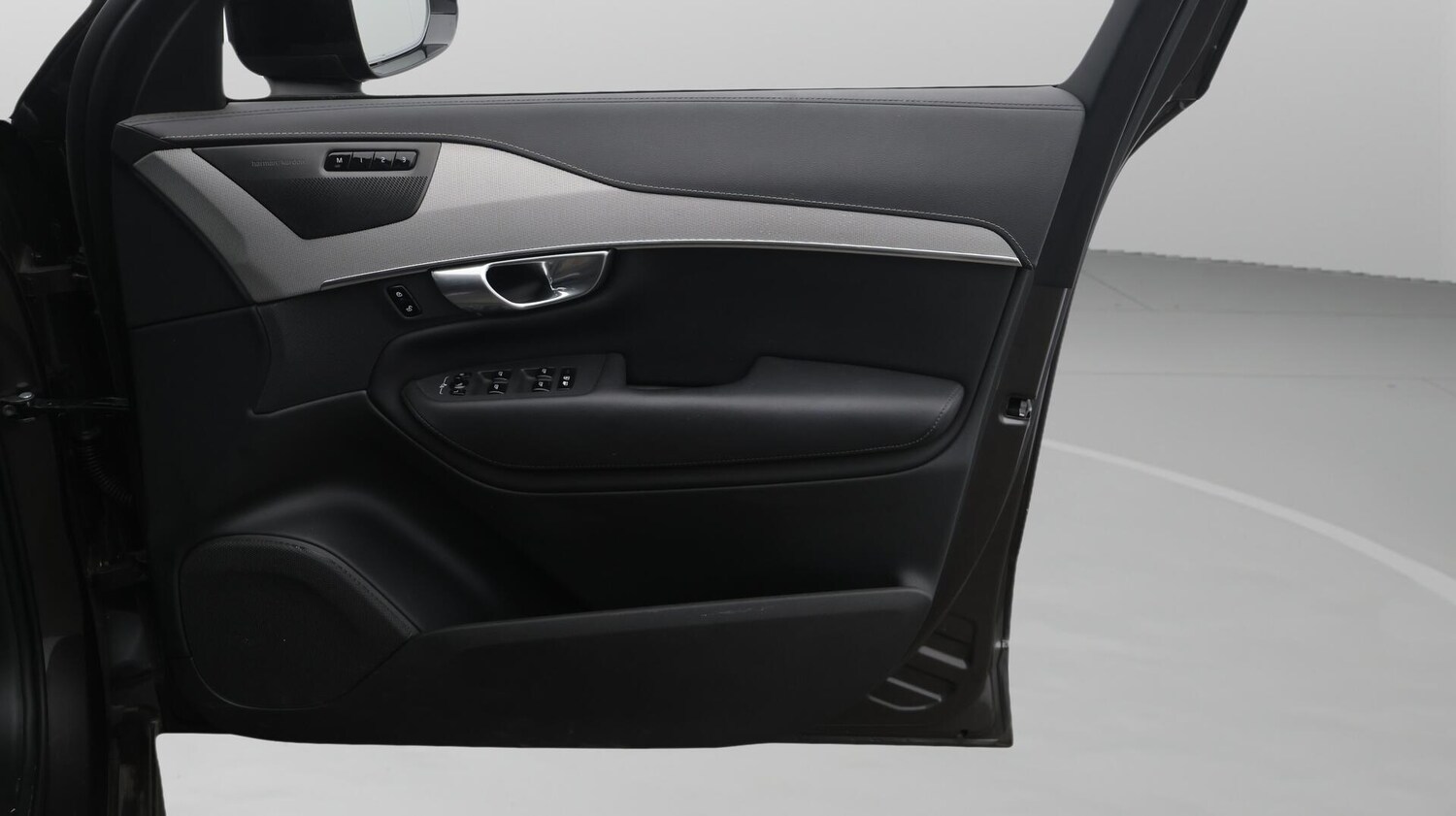 Used Volvo XC90 2023 for sale - 76485835: Photo 16