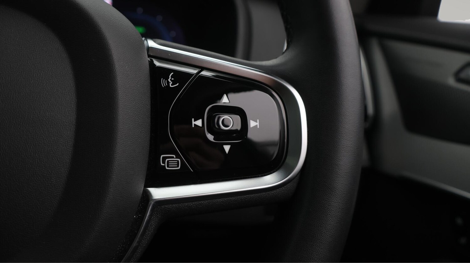 Used Volvo XC90 2023 for sale - 76485835: Photo 28