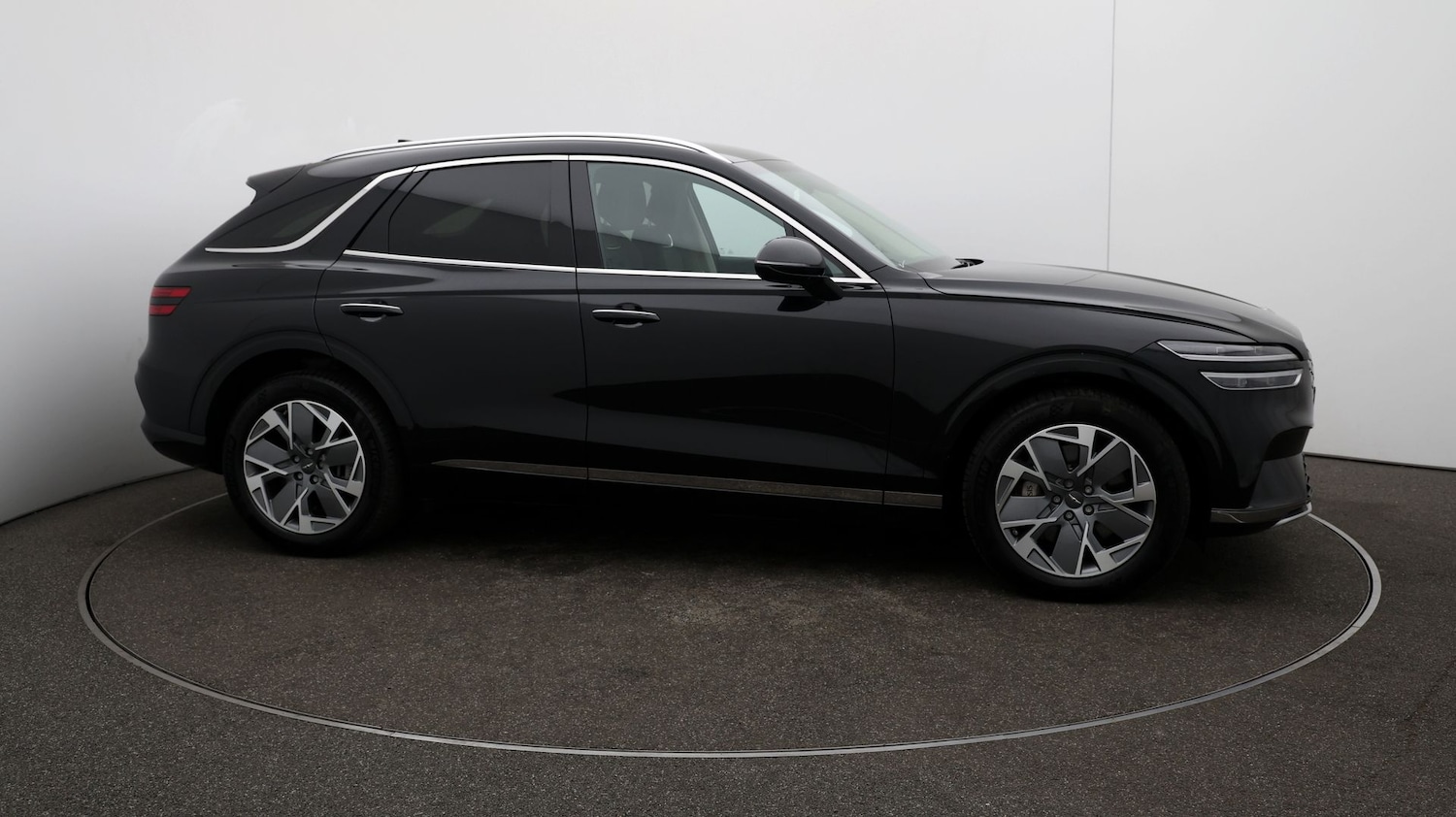 Used Genesis GV70 2024 for sale - 76811619: Photo 40