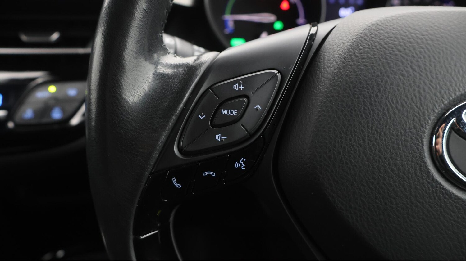 Used Toyota C-HR 2020 for sale - 76457763: Photo 24