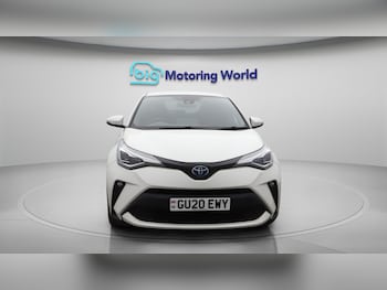 Used Toyota C-HR 2020 for sale - 76457763: Photo