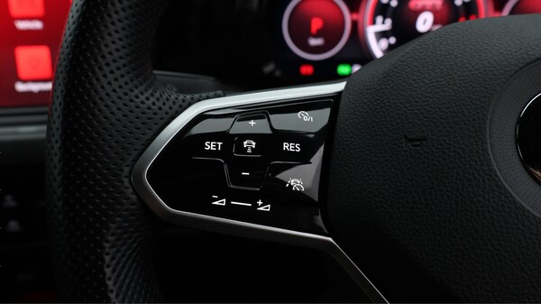 Used Volkswagen Golf 2021 for sale - 75696965: Photo 26