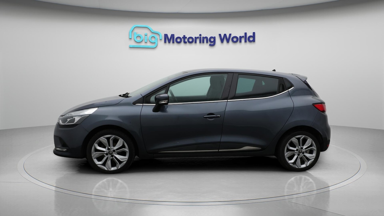Used Renault Clio 2018 for sale - 76361169: Photo 5