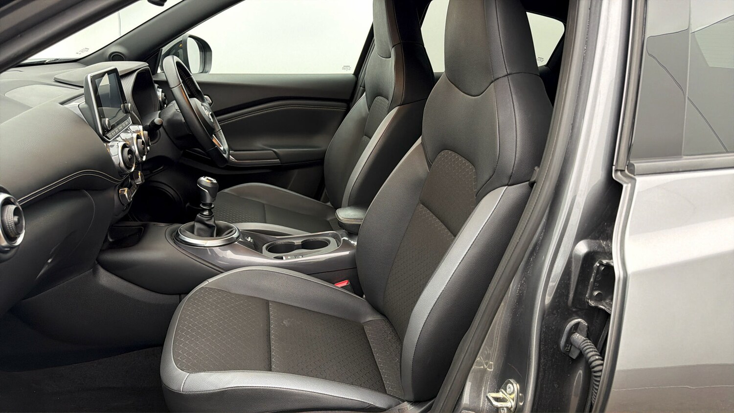 Used Nissan Juke 2023 for sale - 77945645: Photo 13