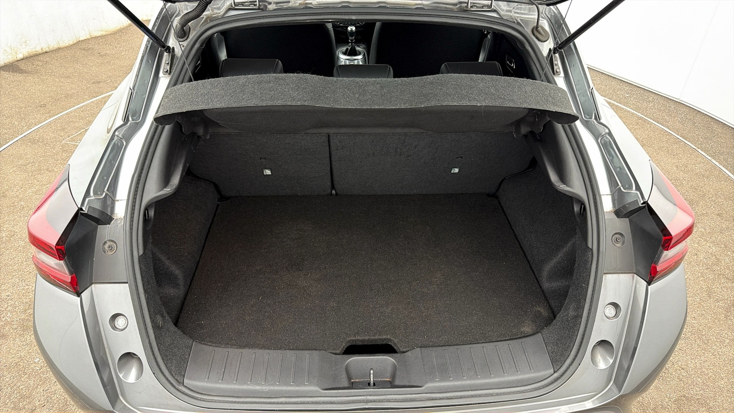 Used Nissan Juke 2023 for sale - 77945645: Photo 16