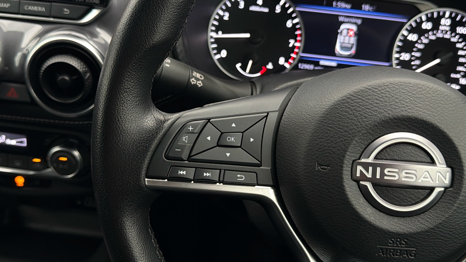 Used Nissan Juke 2023 for sale - 77945645: Photo 23