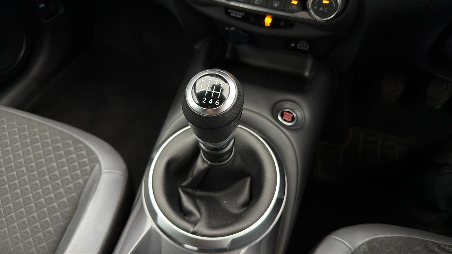 Used Nissan Juke 2023 for sale - 77945645: Photo 25