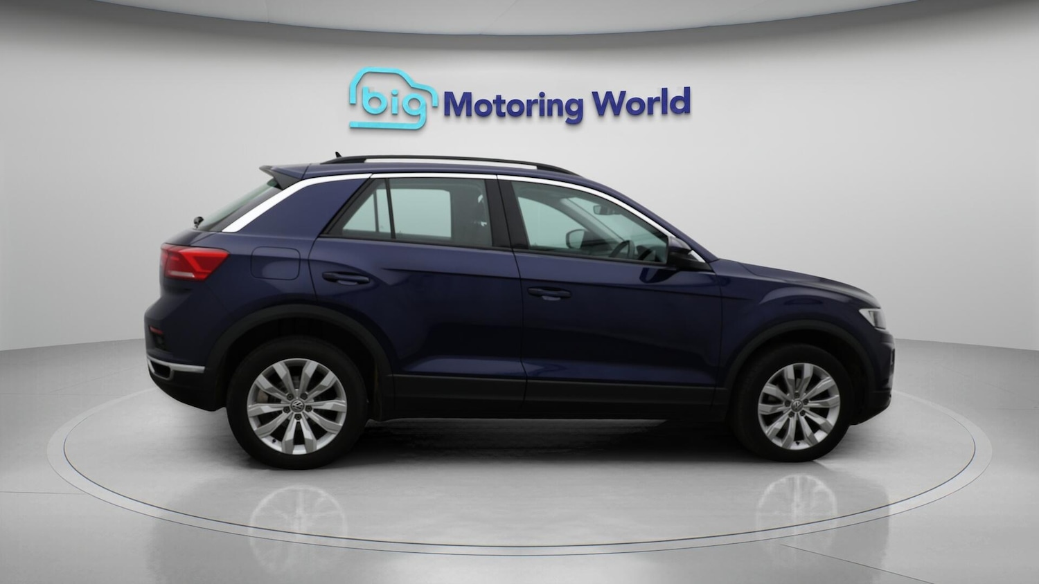 Used Volkswagen T-Roc 2020 for sale - 76700660: Photo 9