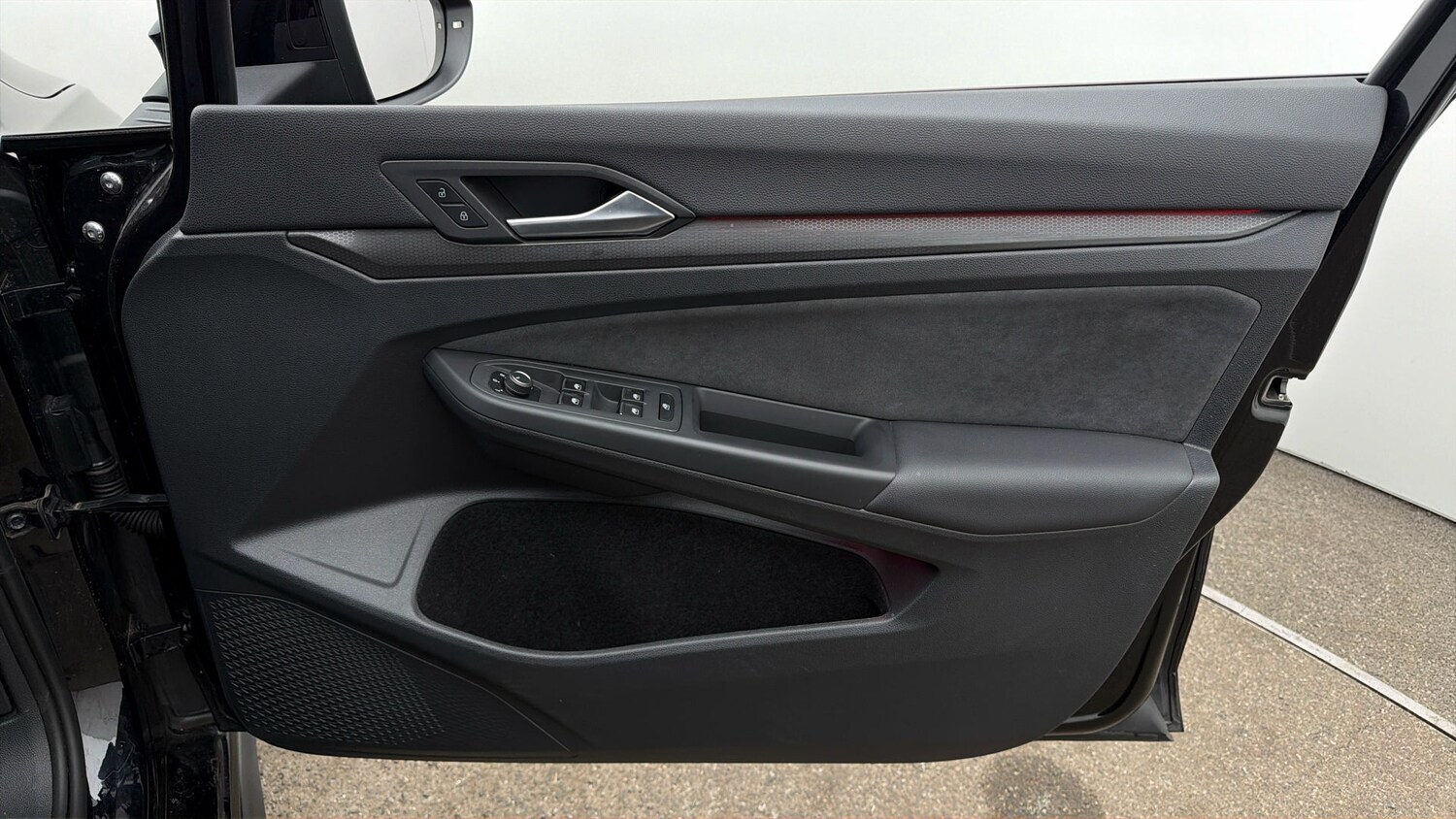 Used Volkswagen Golf 2024 for sale - 77905660: Photo 14