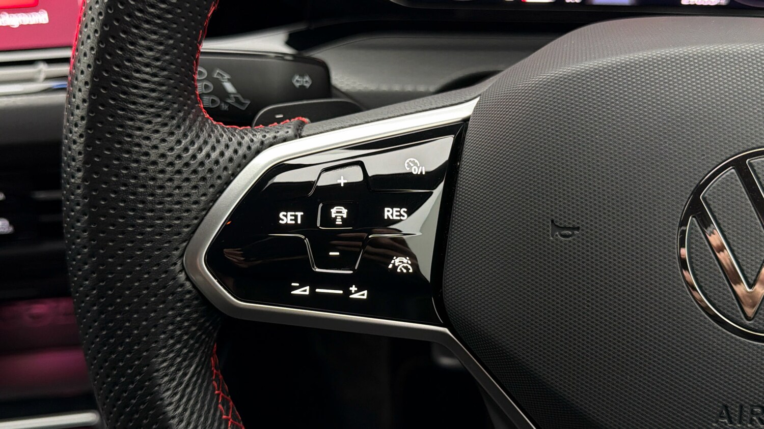 Used Volkswagen Golf 2024 for sale - 77905660: Photo 22