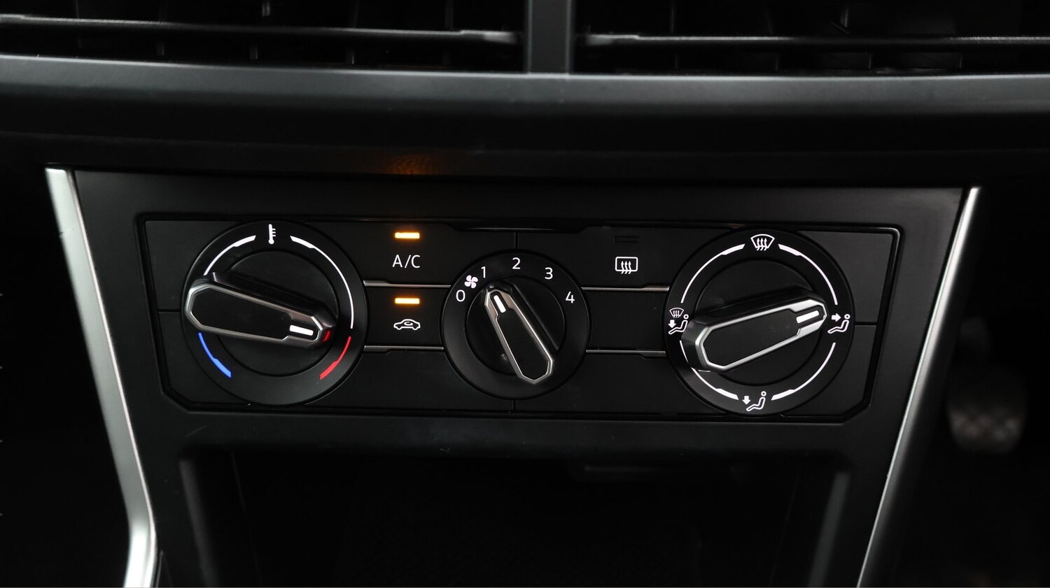 Used Volkswagen Polo for sale - 77184086: Photo 12