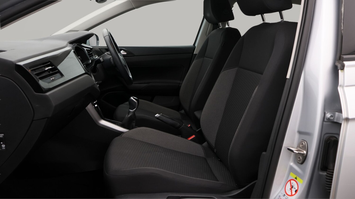 Used Volkswagen Polo for sale - 77184086: Photo 14