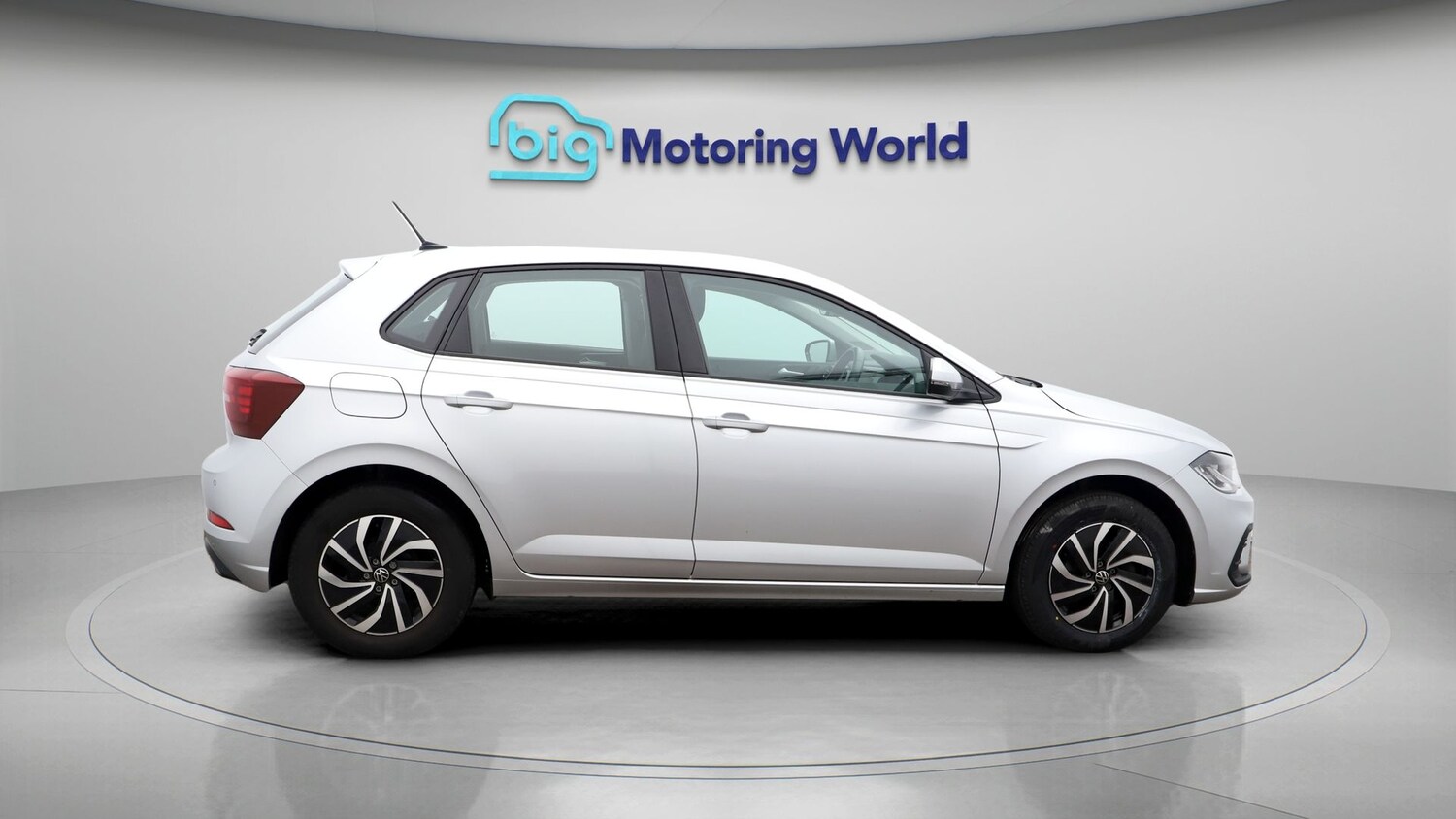 Used Volkswagen Polo for sale - 77184086: Photo 8