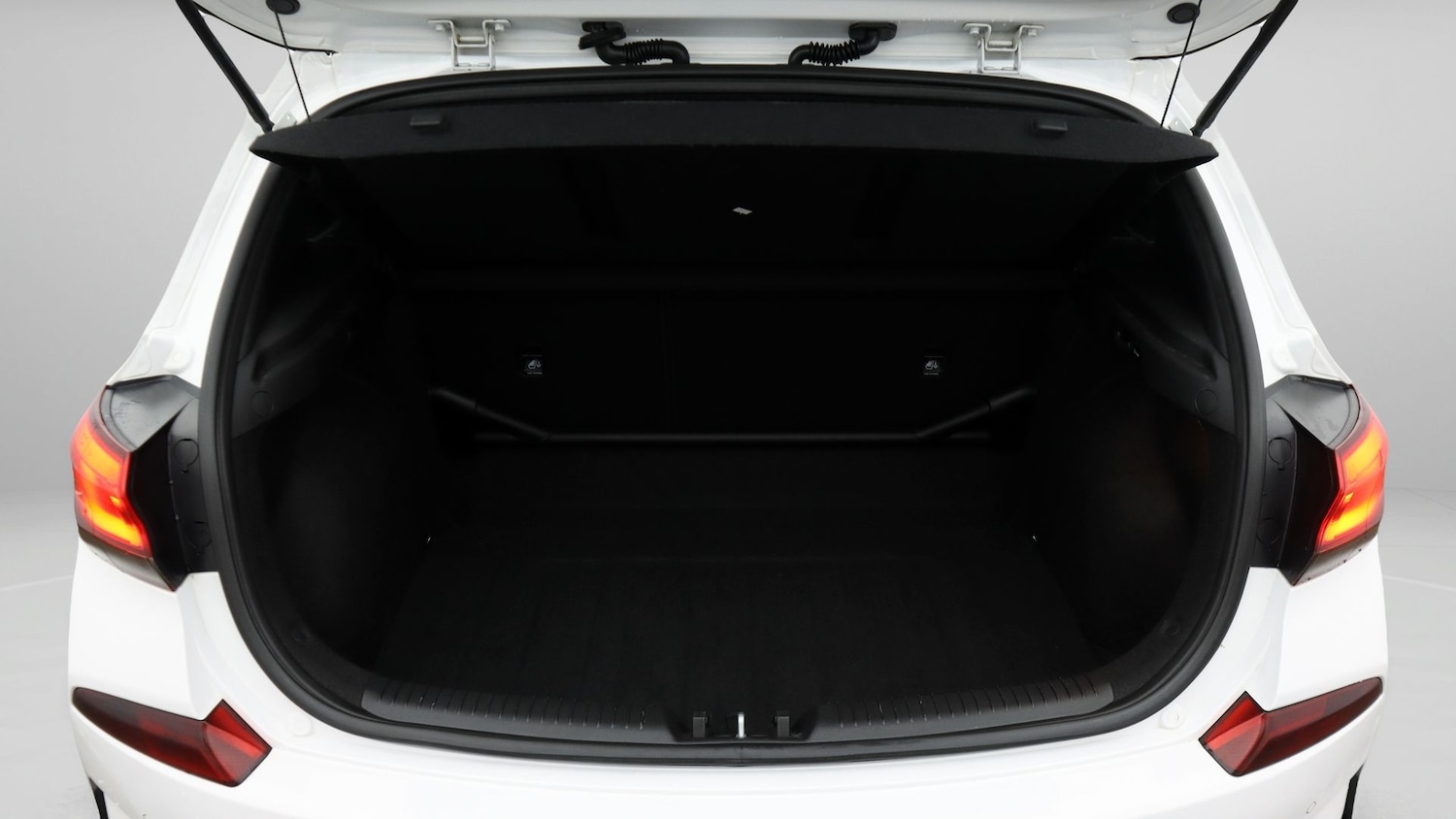 Used Hyundai i30 2019 for sale - 77601903: Photo 17