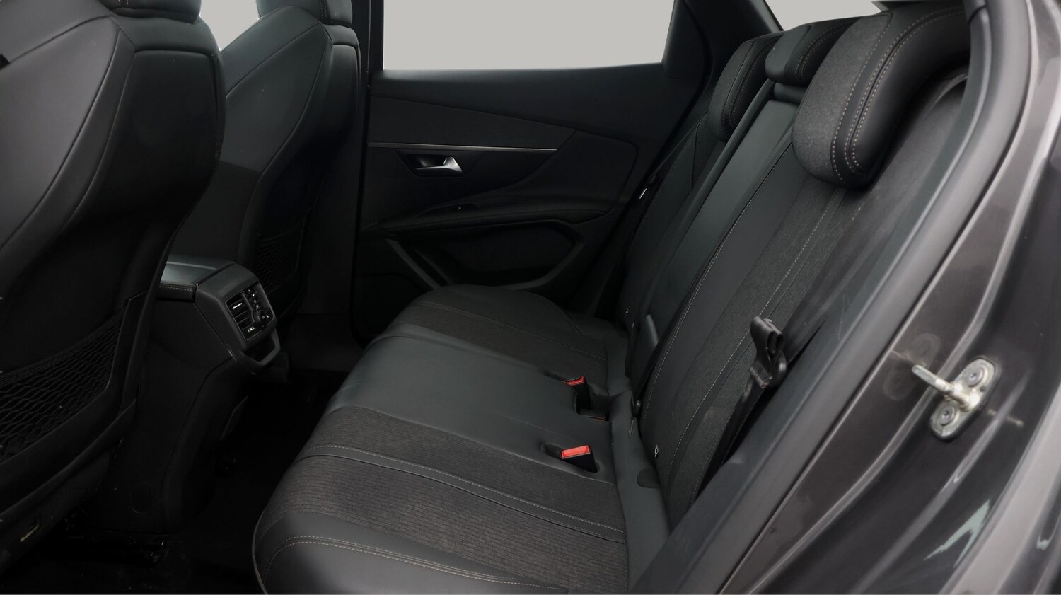 Used Peugeot 3008 2020 for sale - 77220397: Photo 16