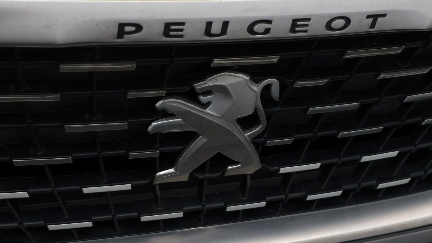 Used Peugeot 3008 2020 for sale - 77220397: Photo 23