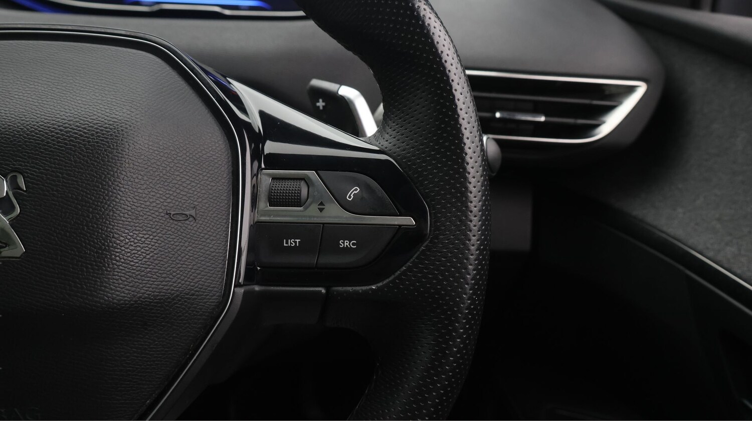 Used Peugeot 3008 2020 for sale - 77220397: Photo 25