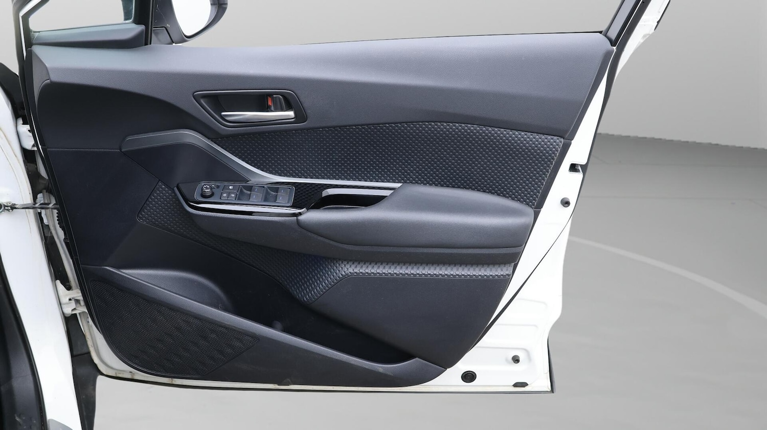 Used Toyota C-HR 2022 for sale - 76485628: Photo 16