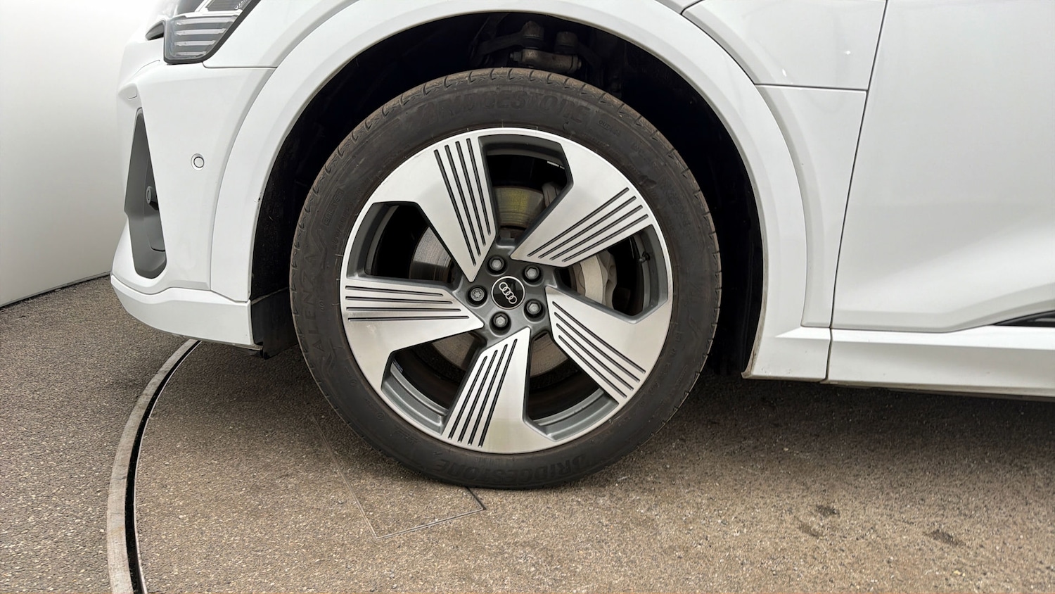 Used Audi e-tron 2022 for sale - 77819087: Photo 17