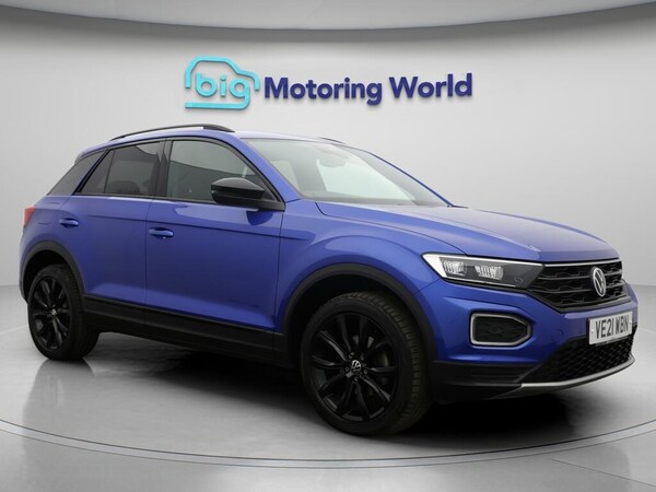 Used Volkswagen T-Roc 2021 for sale - 76013431: Photo 1