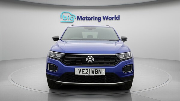 Used Volkswagen T-Roc 2021 for sale - 76013431: Photo 3