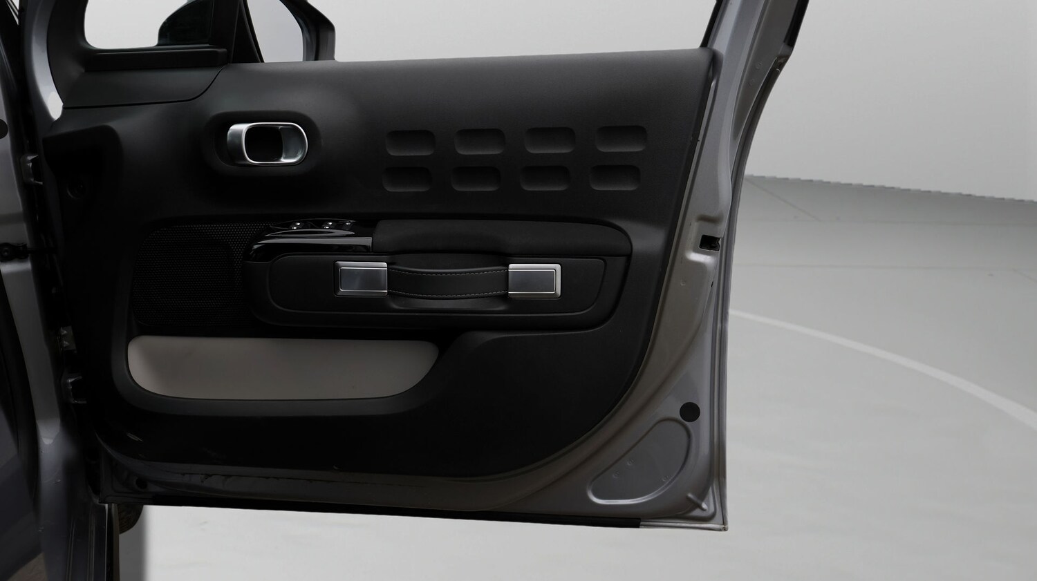 Used Citroen C3 2023 for sale - 77365651: Photo 15