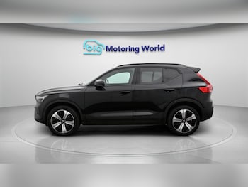 Used Volvo XC40 2023 for sale - 78993948: Photo