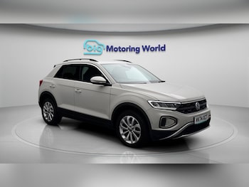 Used Volkswagen T-Roc 2024 for sale - 78938762: Photo